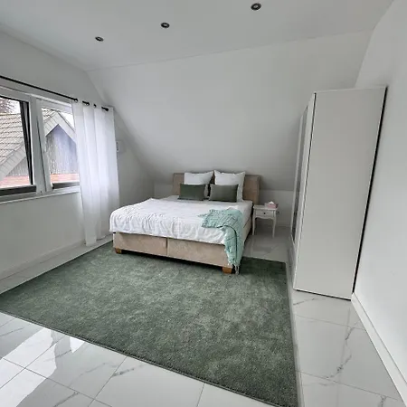 Relaxdays-Apartments 3 Garten Und Pool-Mitbenutzung, Kostenloser Parkplatz, Kontaktloser Checkin, Wifi Mit Smarttv Gütersloh Exterior foto