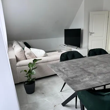 Relaxdays-Apartments 3 Garten Und Pool-Mitbenutzung, Kostenloser Parkplatz, Kontaktloser Checkin, Wifi Mit Smarttv Gütersloh Exterior foto
