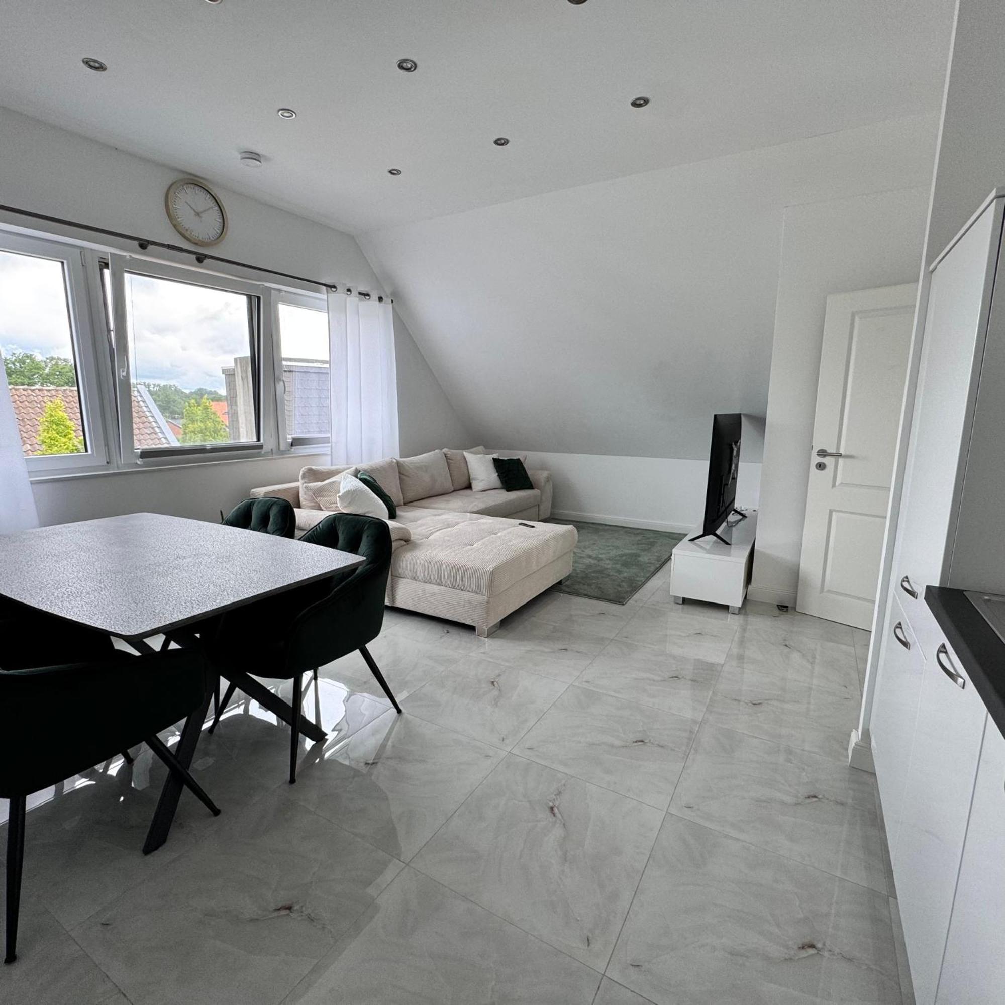 Relaxdays-apartments 3 Garten Und Pool-mitbenutzung, Kostenloser Parkplatz, Kontaktloser Checkin, Wifi Mit Smarttv Apartment Gutersloh